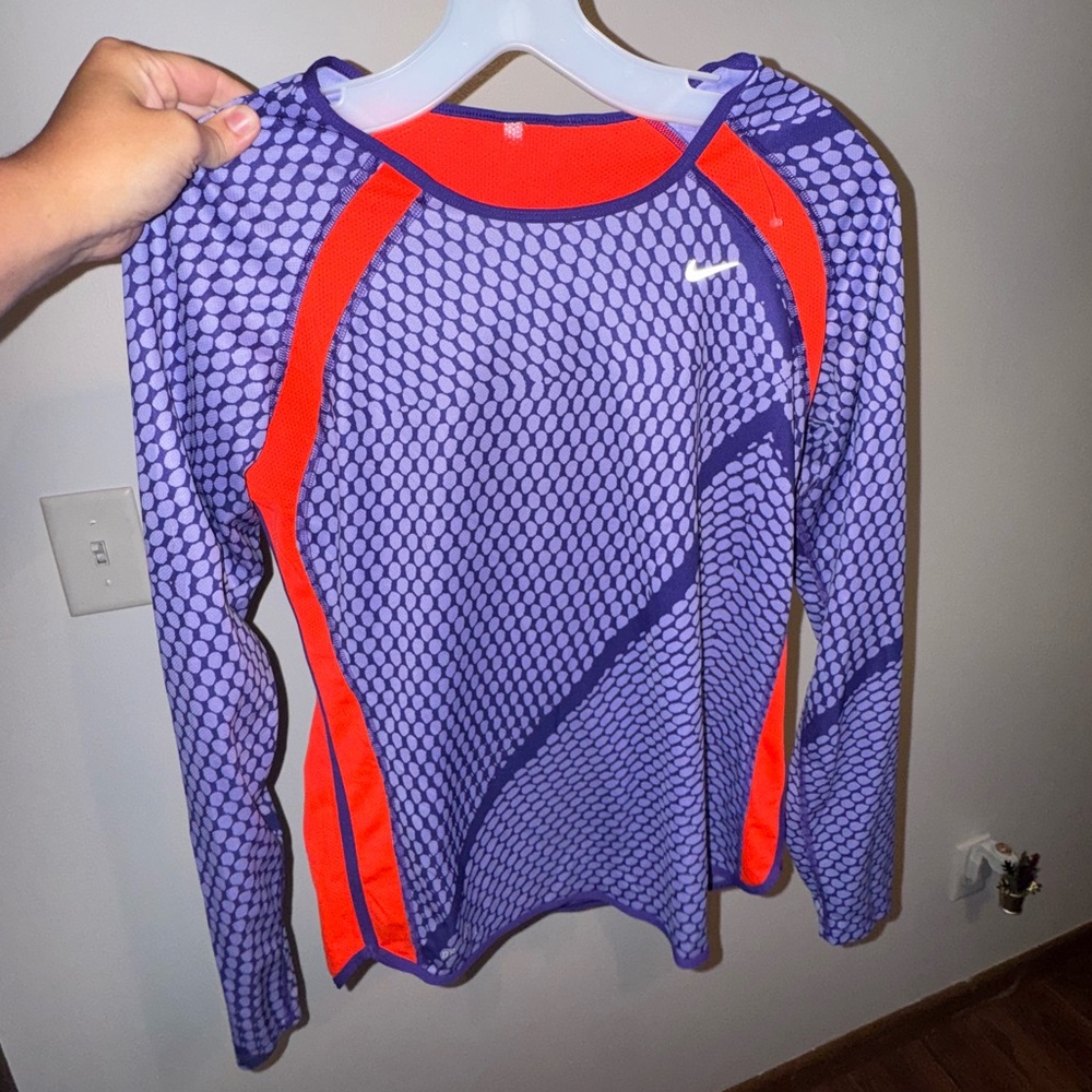 Nike Women's Purple / Hot Pink Long Sleeve Athletic Shirt Size Medium M